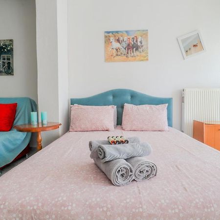 Pepi'S Studio Apartment Alexandroupoli Bagian luar foto